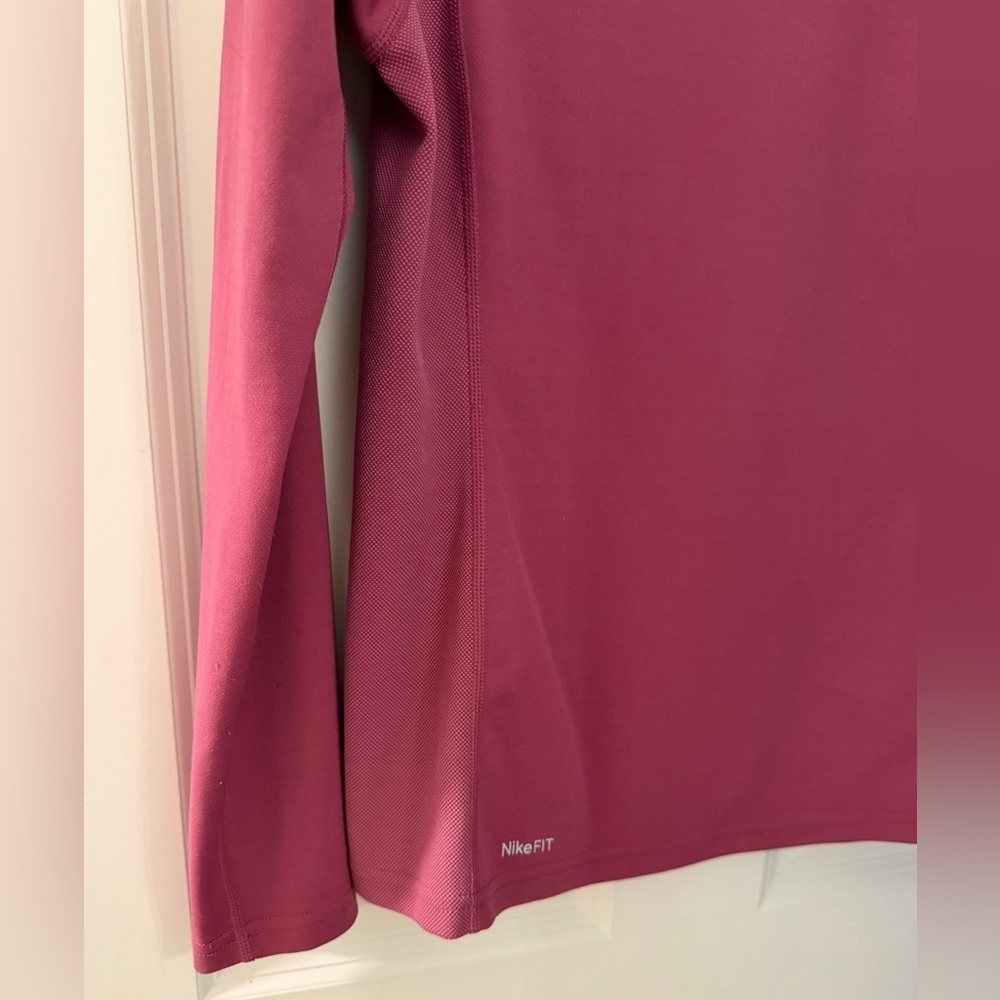 Nike ACG Fit Dry Fit 1/4 Zip Active Pullover in Pink, S - Picture 2 of 9